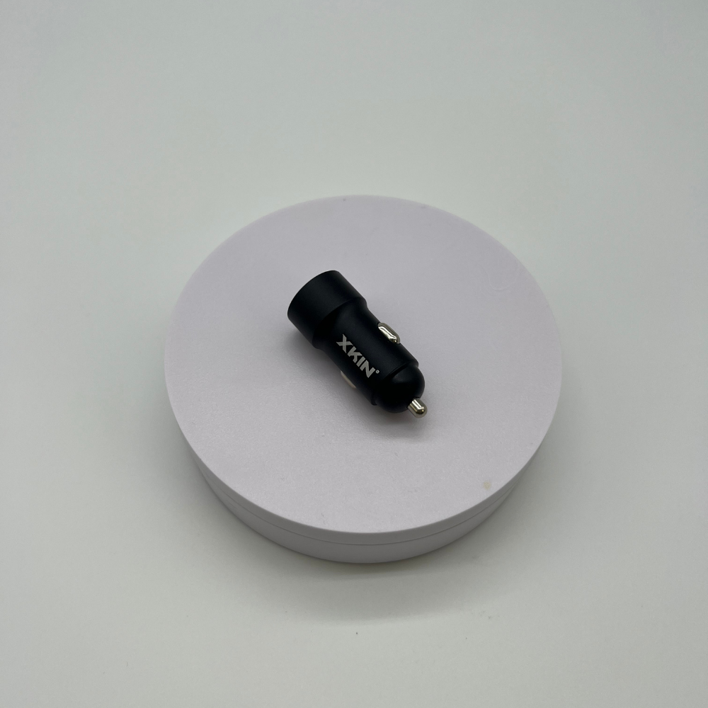 XKIN 2.4A Çift USB Hızlı Araç Şarj Cihazı – XK-CAR01